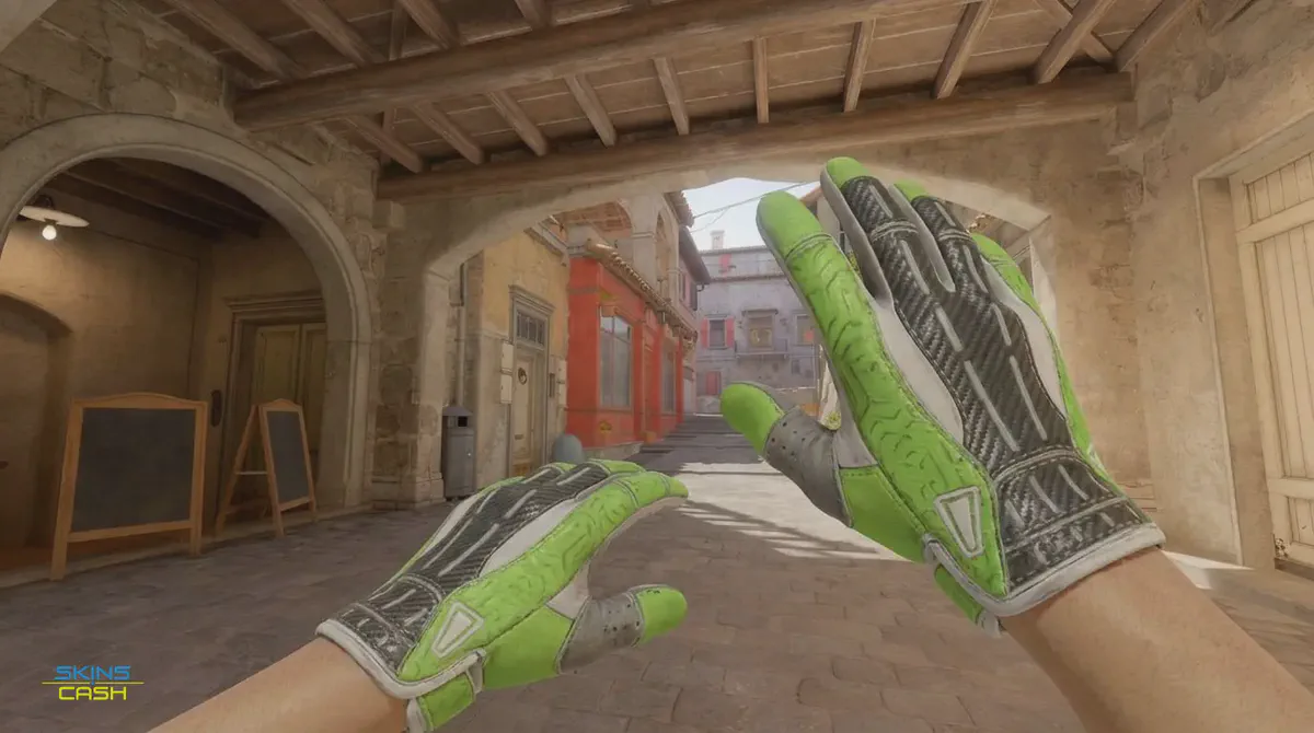 ★ Sport Gloves | Hedge Maze CS2 skin