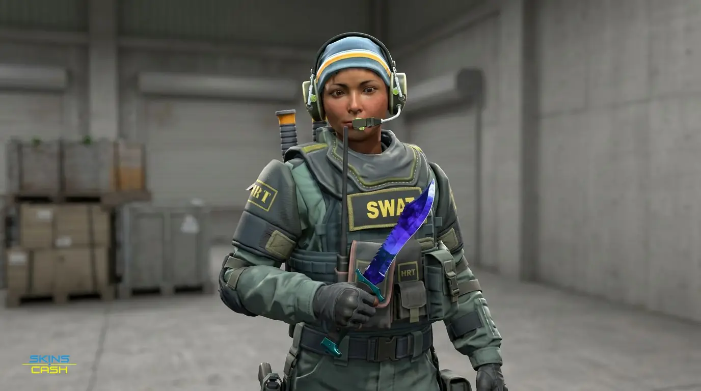 ★ Bowie Knife | Doppler Sapphire — In the field