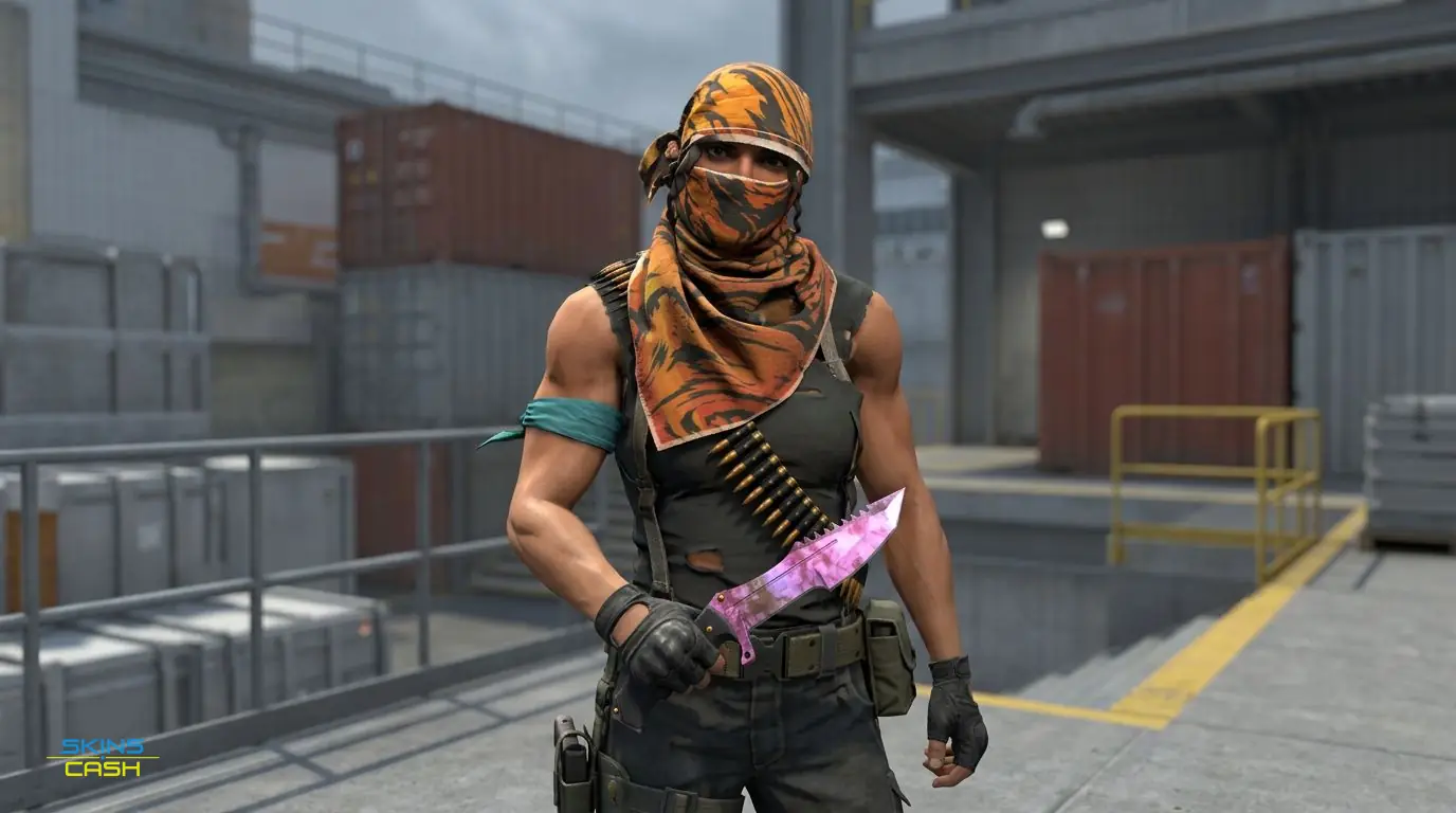 ★ Huntsman Knife | Doppler Phase 2 — In the field