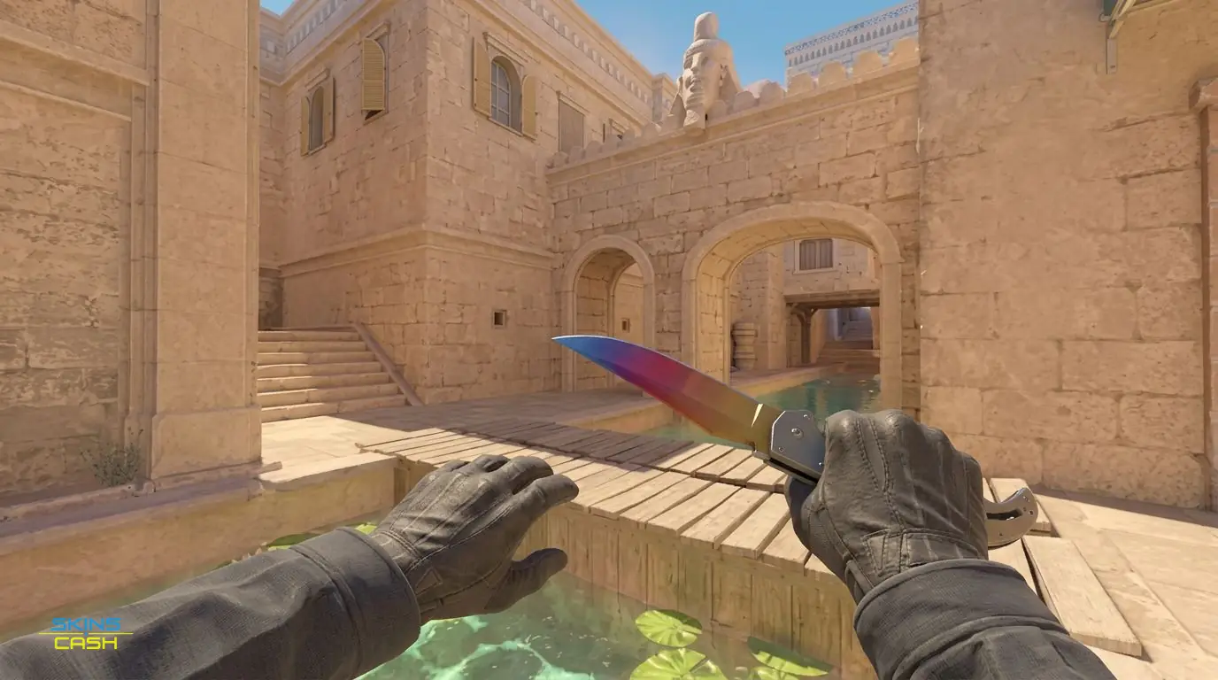★ Falchion Knife | Fade — In-game inspect