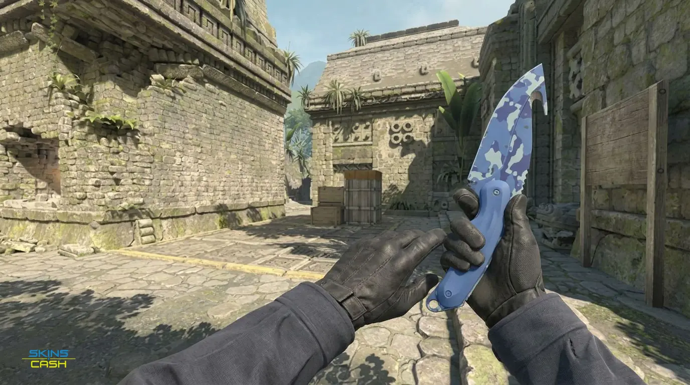 ★ Gut Knife | Bright Water — In-game inspect