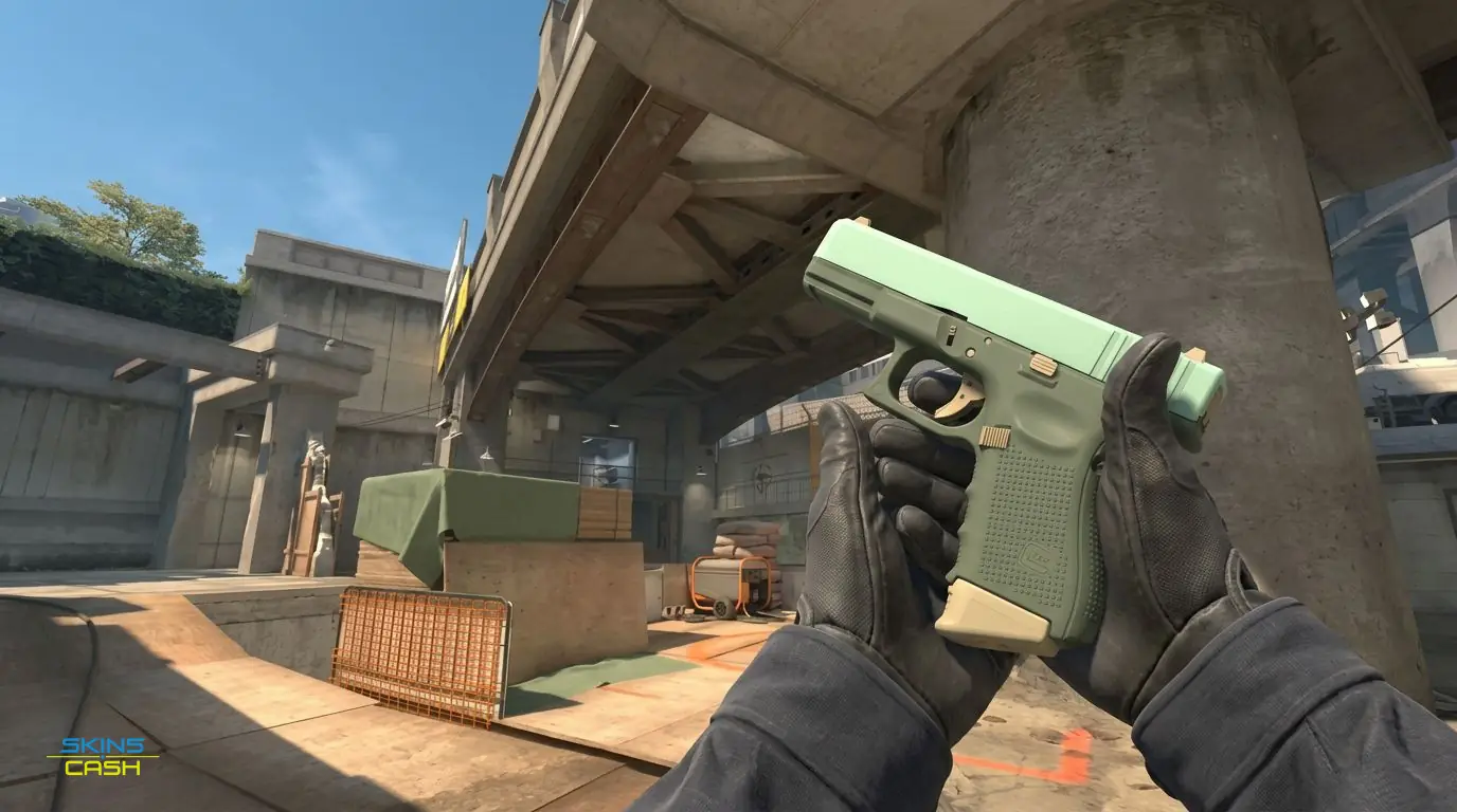 Glock-18 | Groundwater — In-game inspect