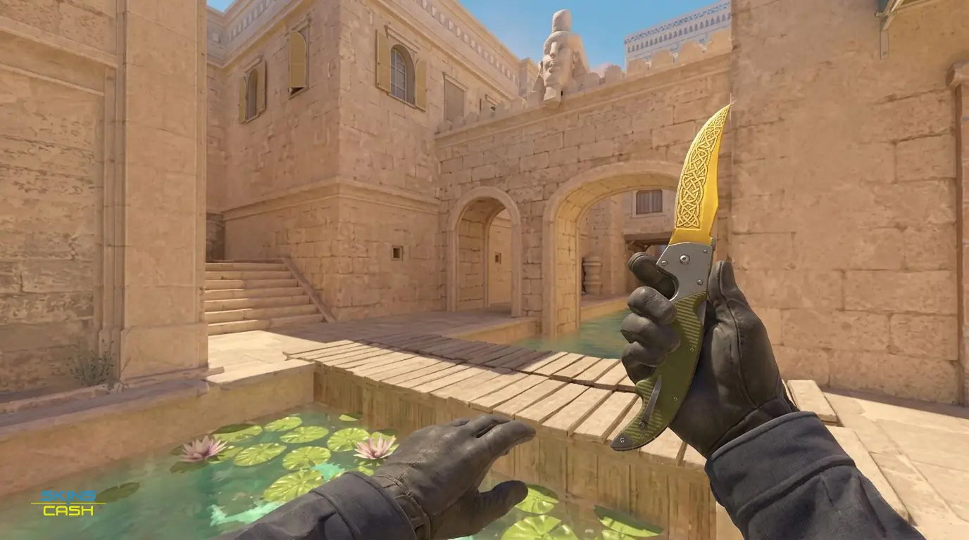 ★ Falchion Knife | Lore — In-game inspect