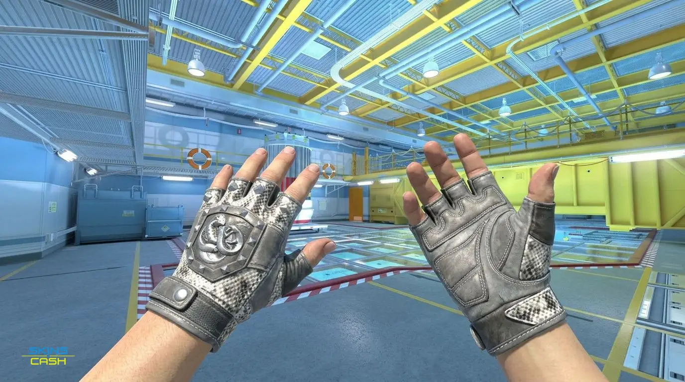 ★ Broken Fang Gloves | Unhinged — In-game inspect