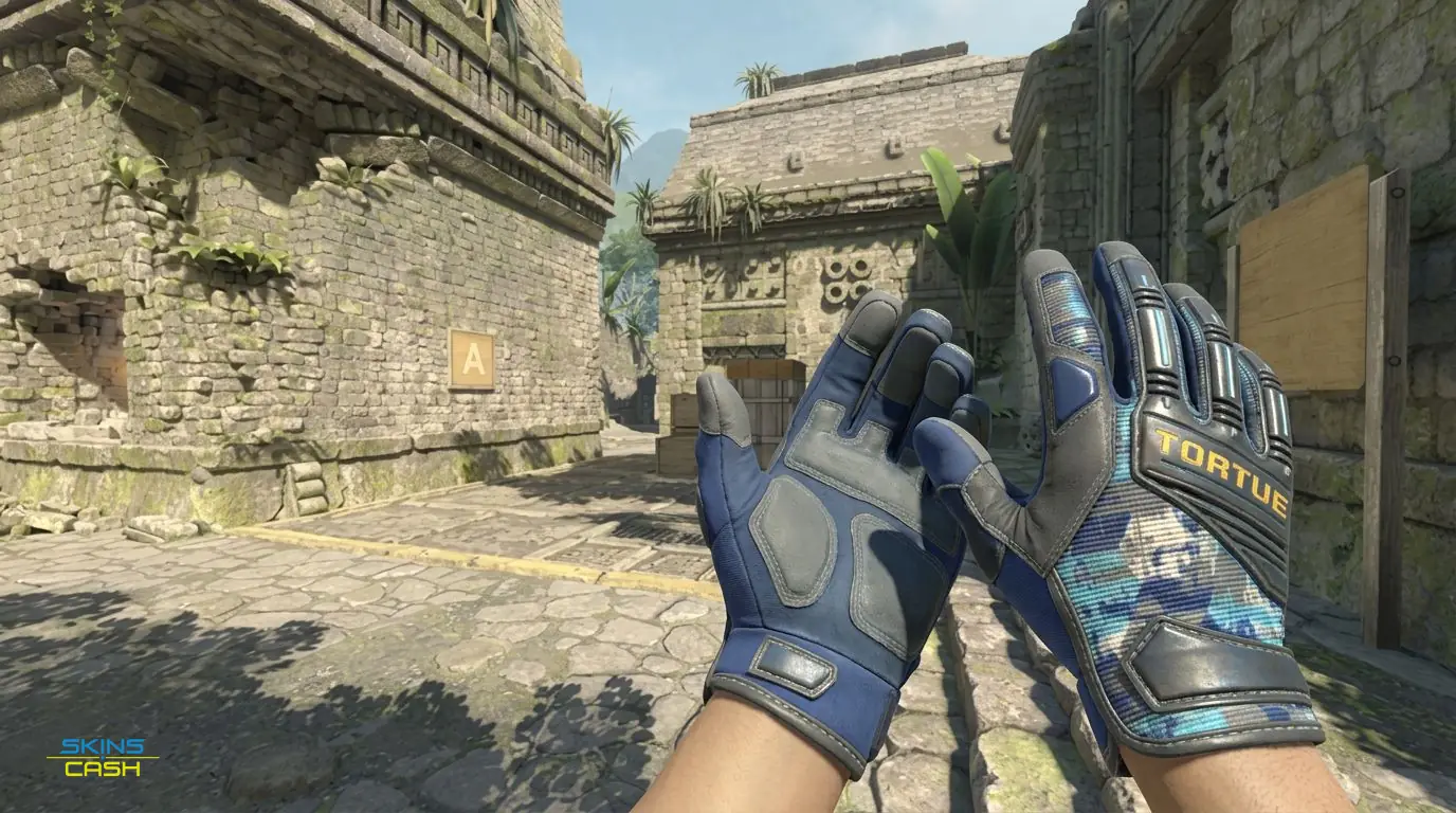 ★ Specialist Gloves | Mogul — In-game inspect