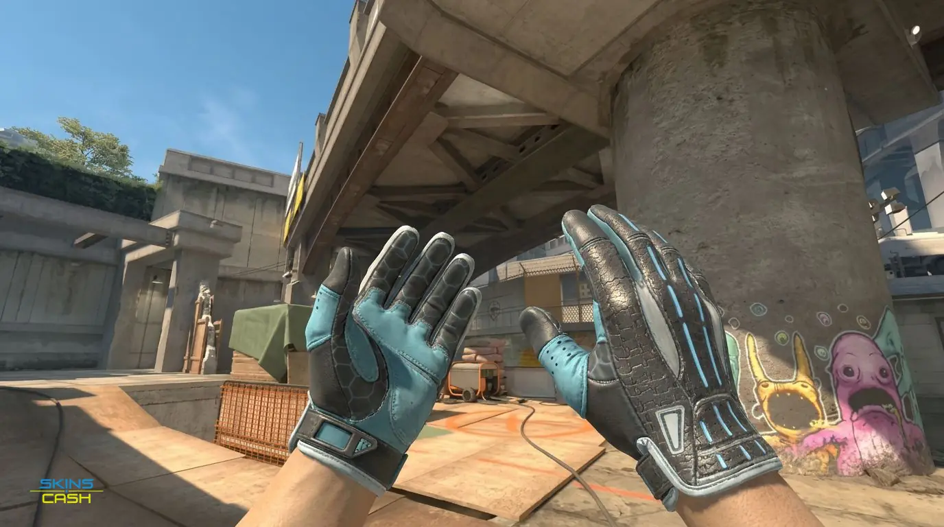 ★ Sport Gloves | Superconductor — In-game inspect