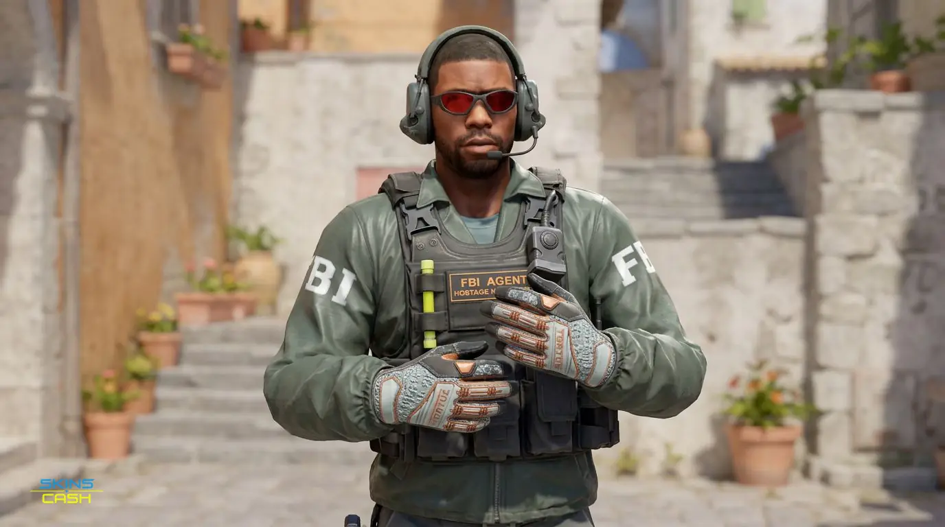 ★ Specialist Gloves | Foundation — In the field