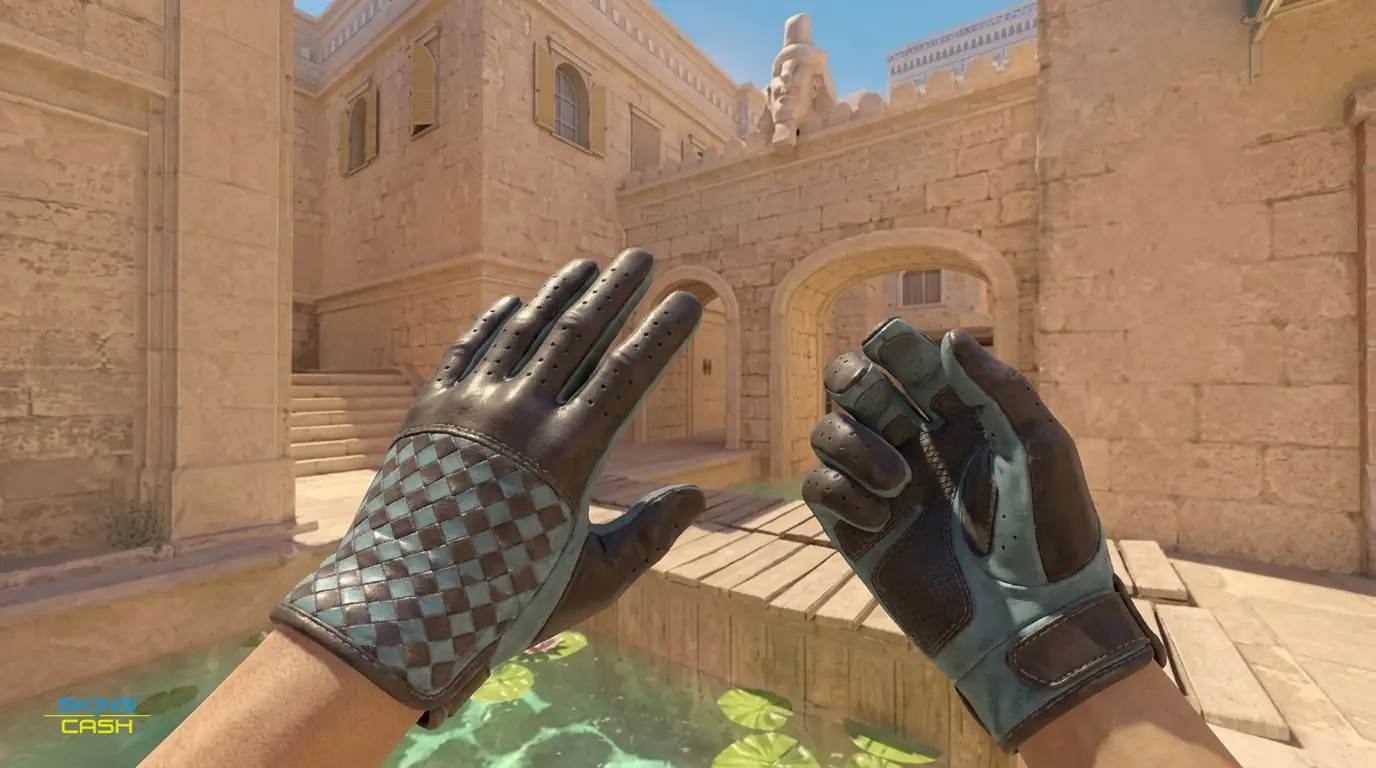 ★ Driver Gloves | Lunar Weave — In-game inspect