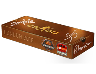 London 2018 Train Souvenir Package image