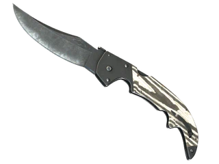 ★ Falchion Knife | Black Laminate